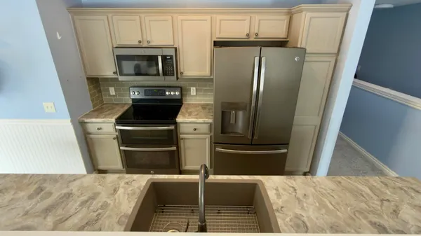 $264,900 | 3368 Endsleigh Lane, Ypsilanti, MI 48197