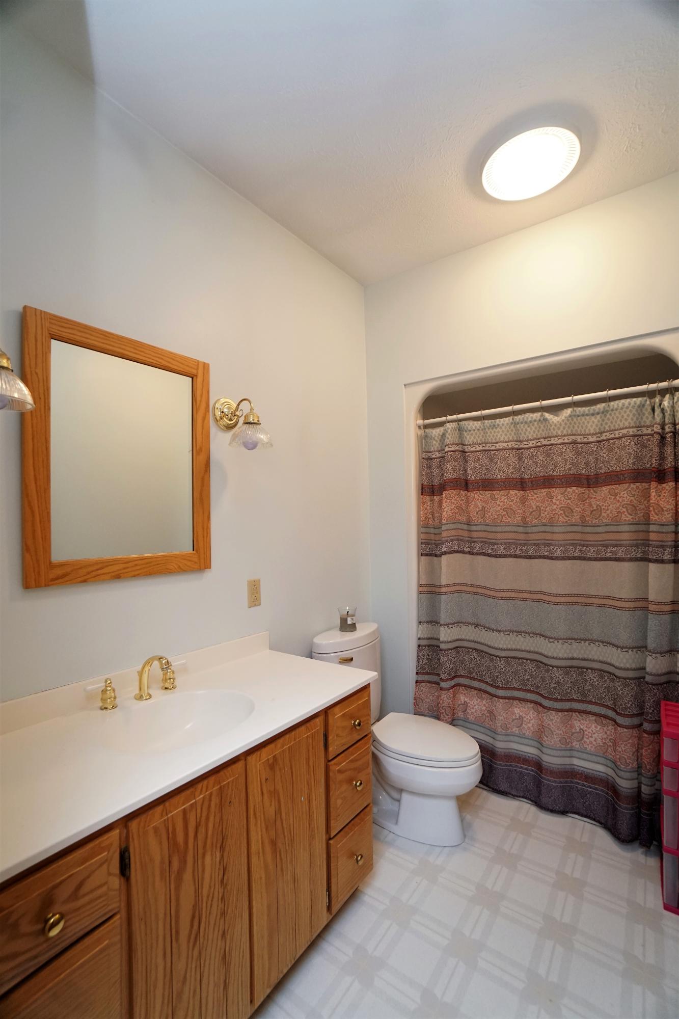 12 Pond Ridge Drive Lewiston, ME 04240 - Photo 45 of 69 En-Suite Bath