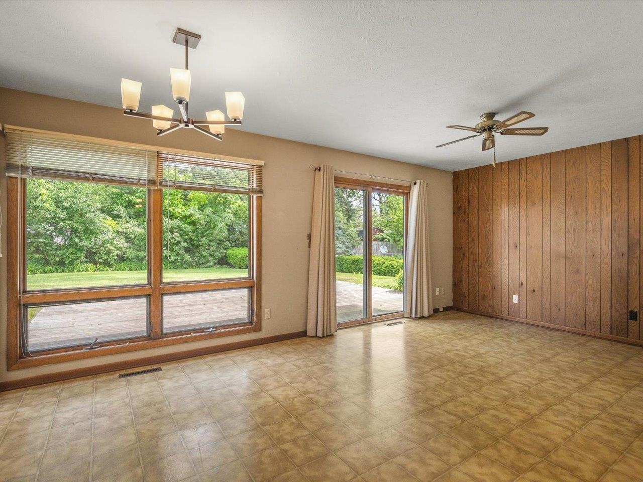 4704 Cayuga Road Rockford, IL 61107 - Photo 13 of 37 Gallery Image 13