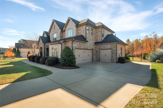 $1,624,000 | 308 Wheatberry Hill Drive, Matthews, NC 28104