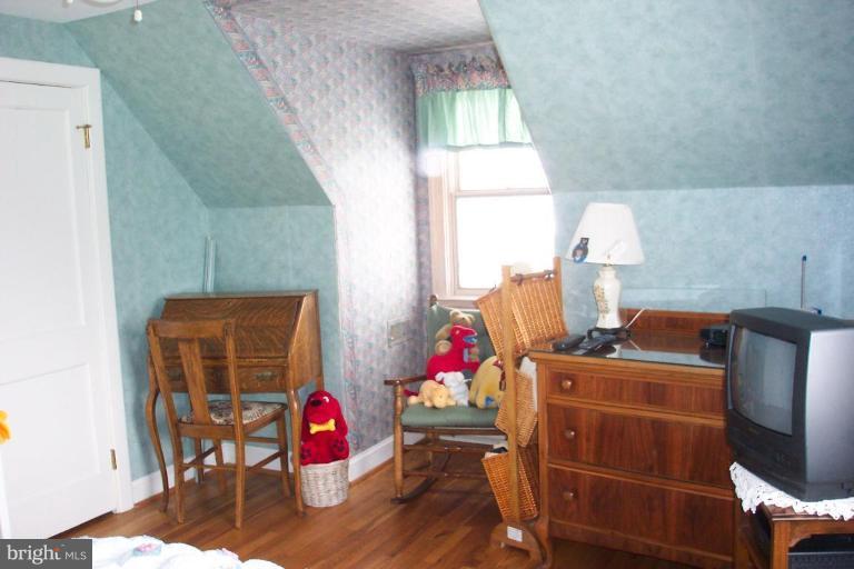 4322 Belle Grove Road Brooklyn, MD 21225 - Photo 19 of 21 Bedroom #3