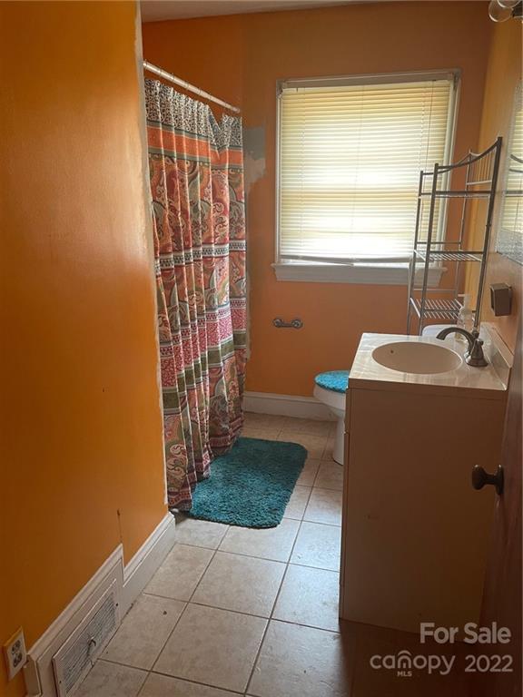 141 Fox Mountain Road Columbus, NC 28722 - Photo 4 of 9 Gallery Image 4