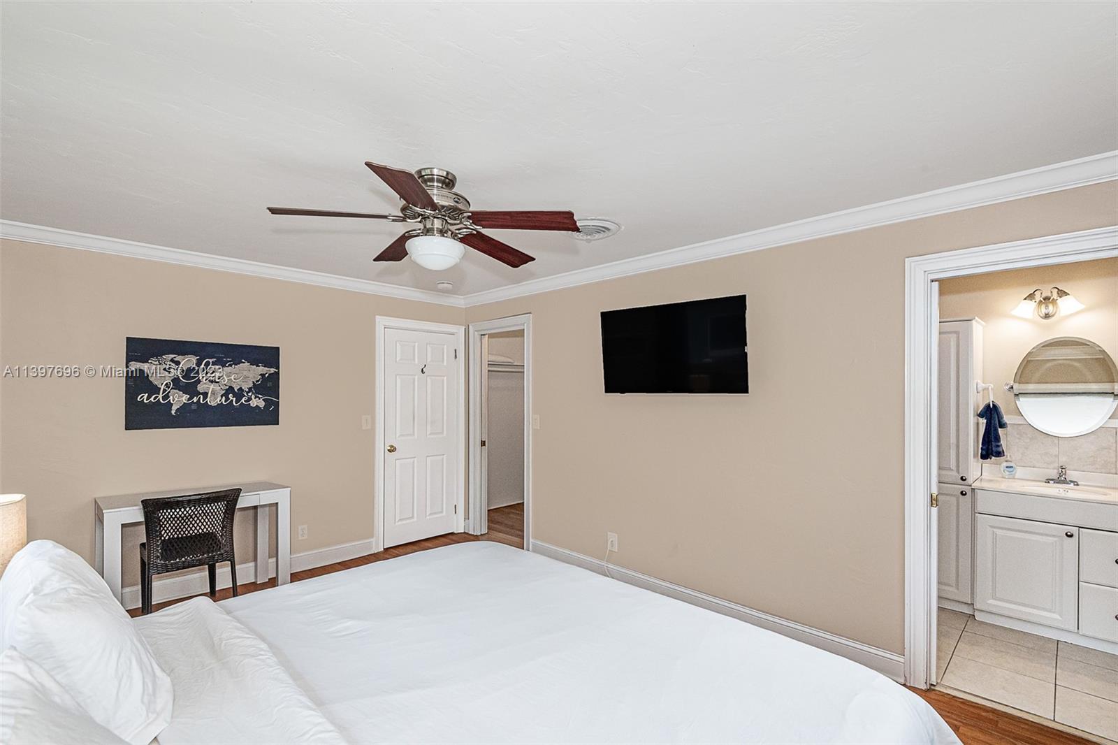 307 North Rainbow Drive Hollywood, FL 33021 - Photo 64 of 74 a workspace with a flat screen tv