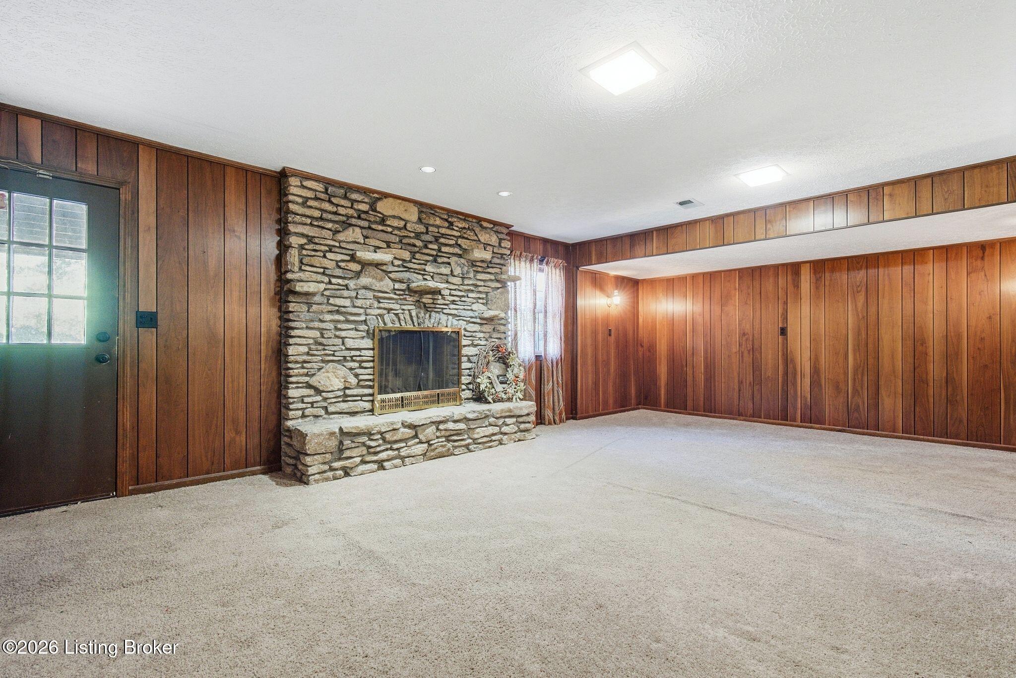 2100 Walnut Road La Grange, KY 40031 - Photo 47 of 69 2100_Walnut_Road_054