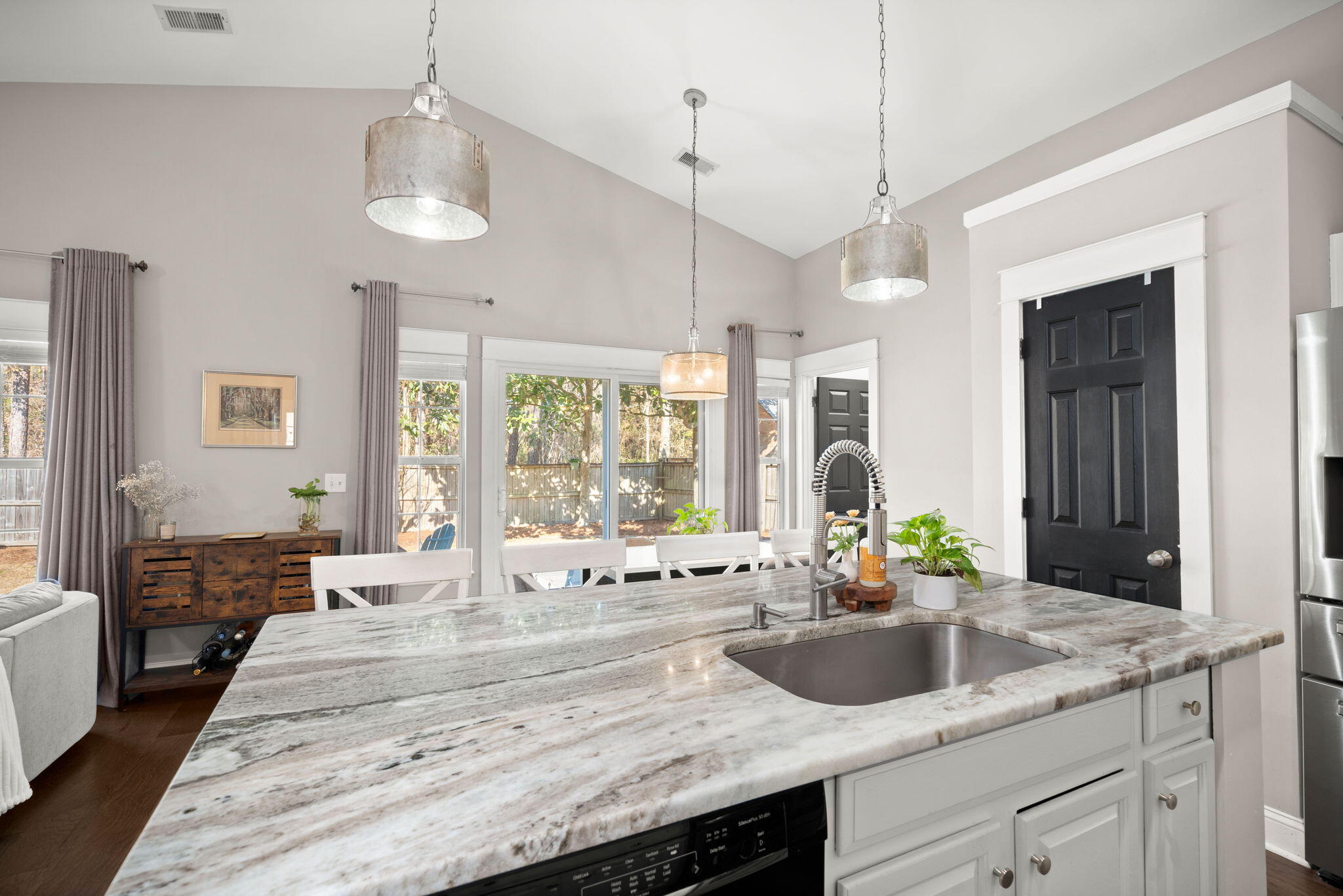 1108 Old Course Lane Mount Pleasant, SC 29466 - Photo 13 of 38 17