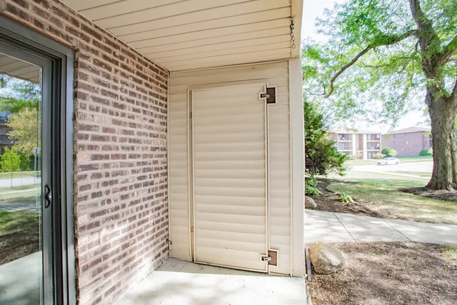a view of a back yard of the house