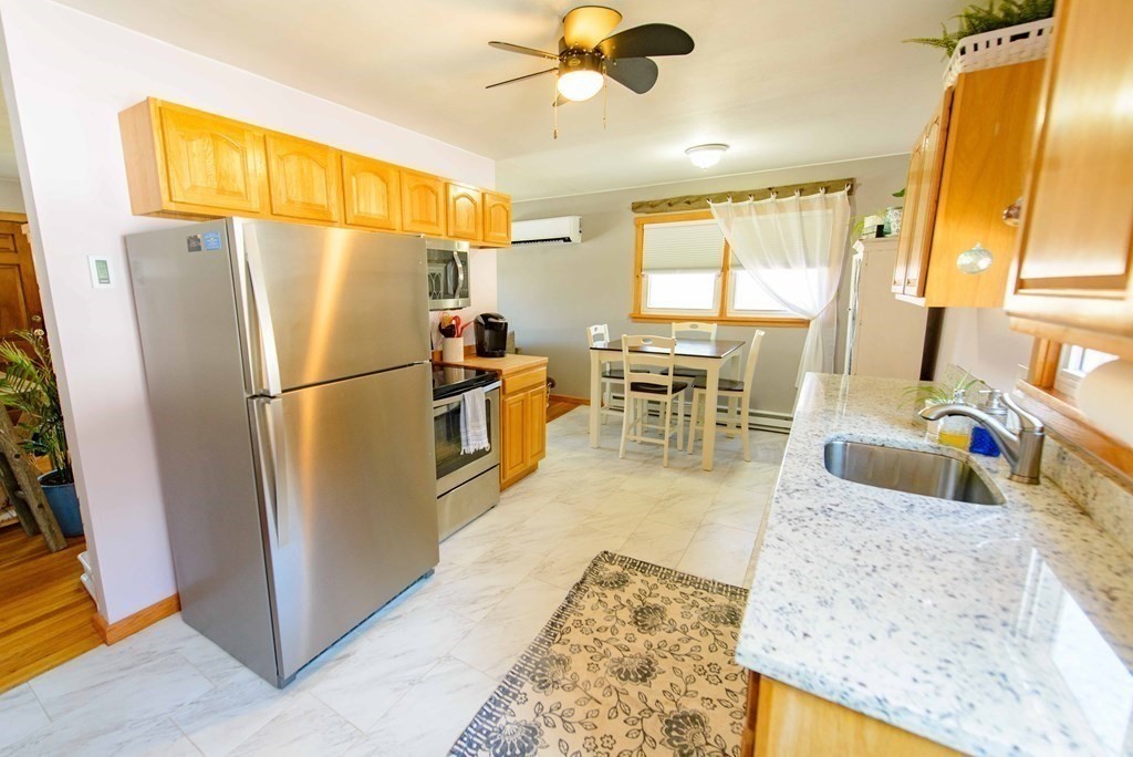 58 Washington Road Brimfield, MA 01010 - Photo 12 of 37
