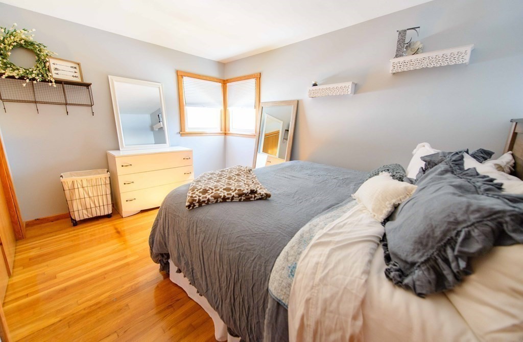58 Washington Road Brimfield, MA 01010 - Photo 19 of 37