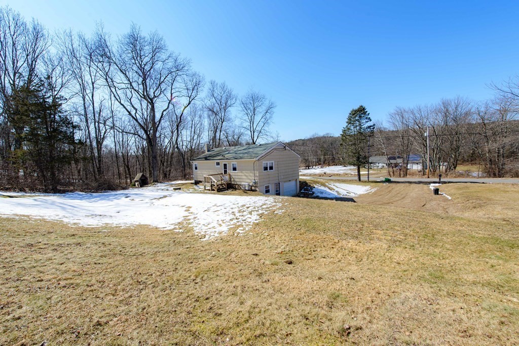 58 Washington Road Brimfield, MA 01010 - Photo 4 of 37