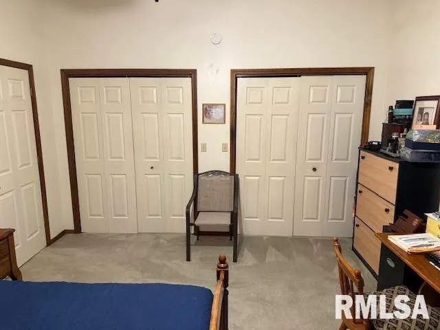 $210,000 | 3105 West Sunset Drive, Carbondale, IL 62901