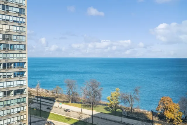 $1,750 | 4800 South Chicago Beach Drive, Unit 1205S, Chicago, IL 60615