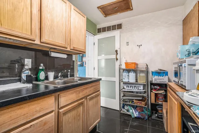 $175,000 | 23957 Highway 33, Elkhart, IN 46517