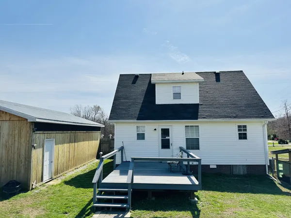 $285,000 | 874 Delmont Church Road, Cadiz, KY 42211