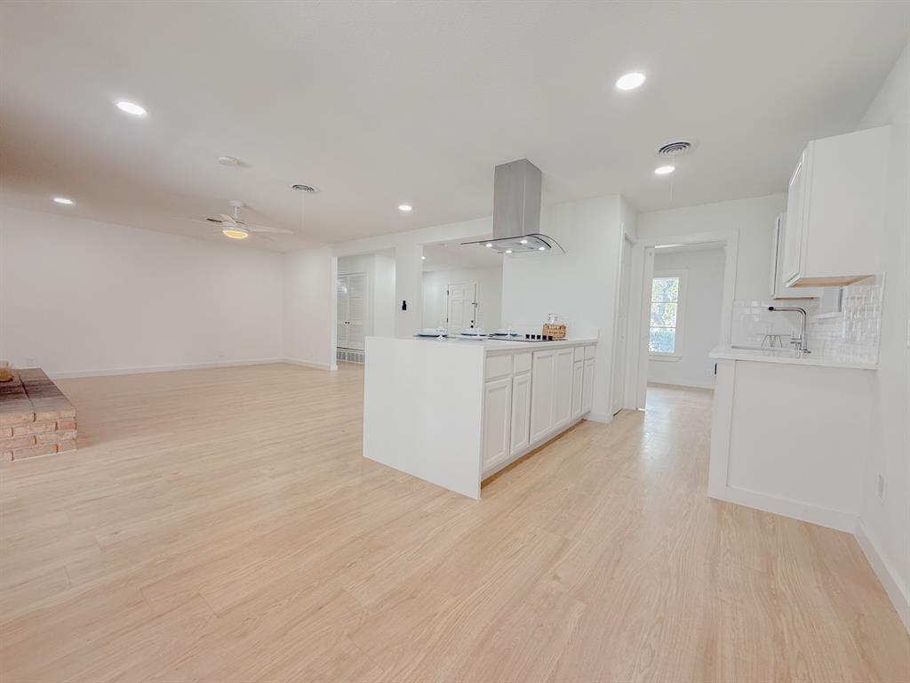 4013 Wedgworth Road South Fort Worth, TX 76133 - Photo 12 of 35