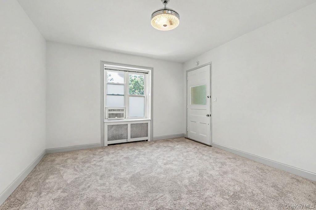 61 Orchard Avenue, Unit C1 Rye, NY 10580 - Photo 6 of 20 Main Room