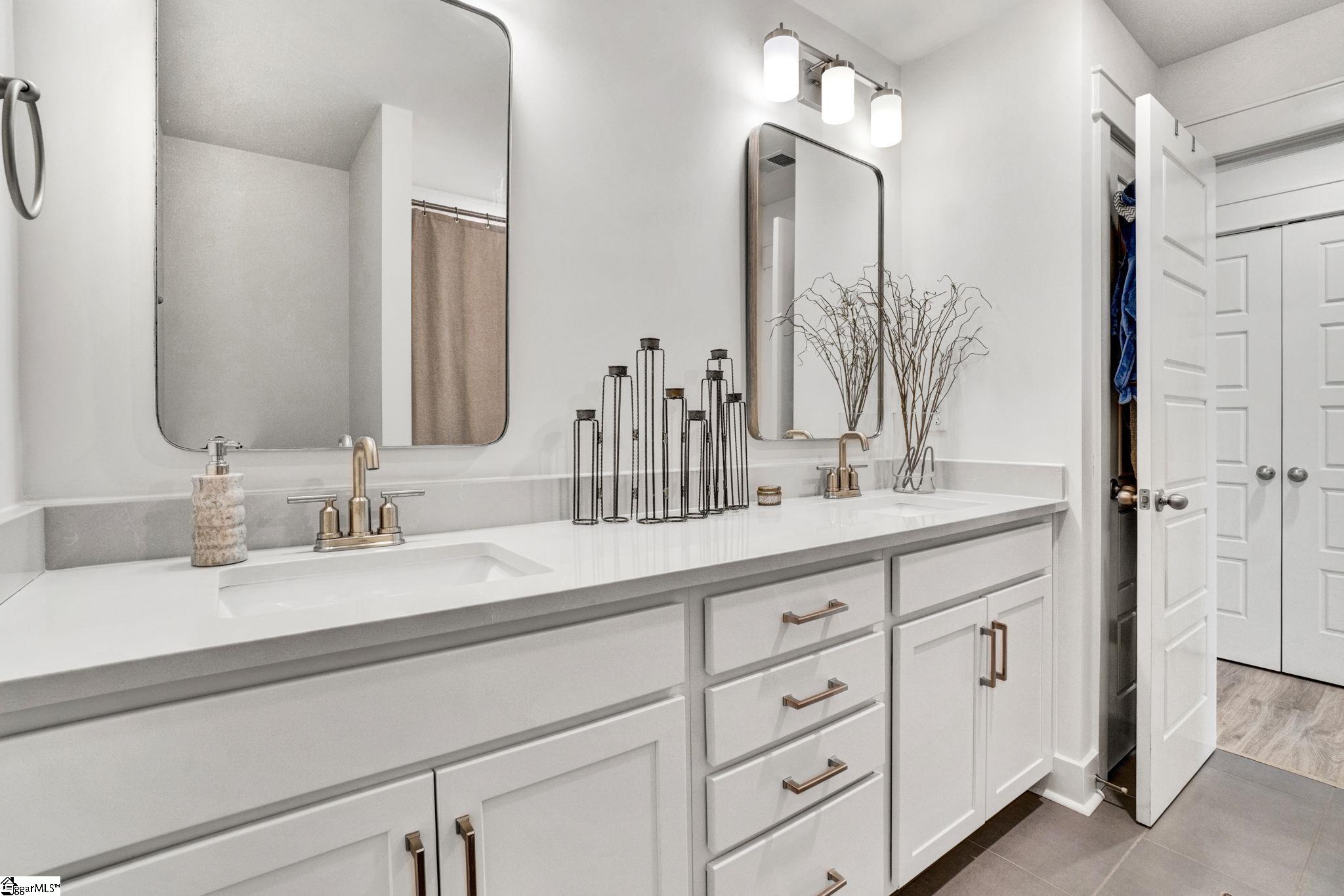 201 Deerview Trail Simpsonville, SC 29680 - Photo 35 of 49