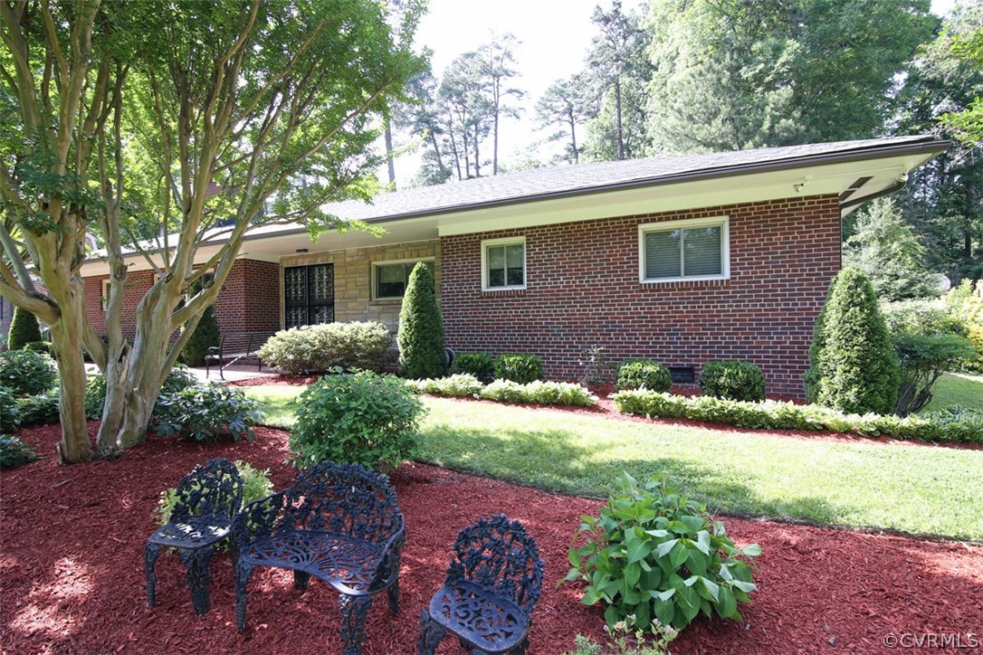 204 Wood Road Henrico, VA 23229 - Photo 3 of 40 Gallery Image 3