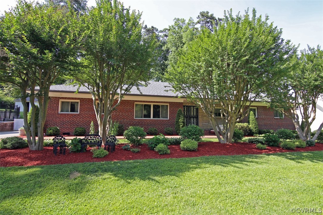 204 Wood Road Henrico, VA 23229 - Photo 5 of 40 Gallery Image 5