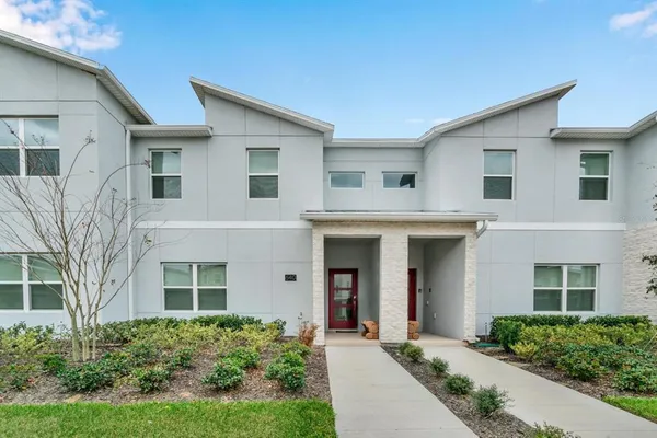 $2,950 | 640 Pebble Beach Drive, Davenport, FL 33896