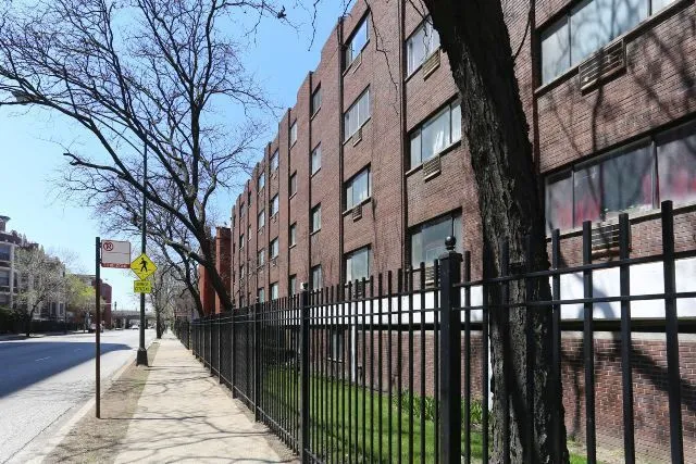 $1,395 | 1040 West Hollywood Avenue, Unit 218, Chicago, IL 60660