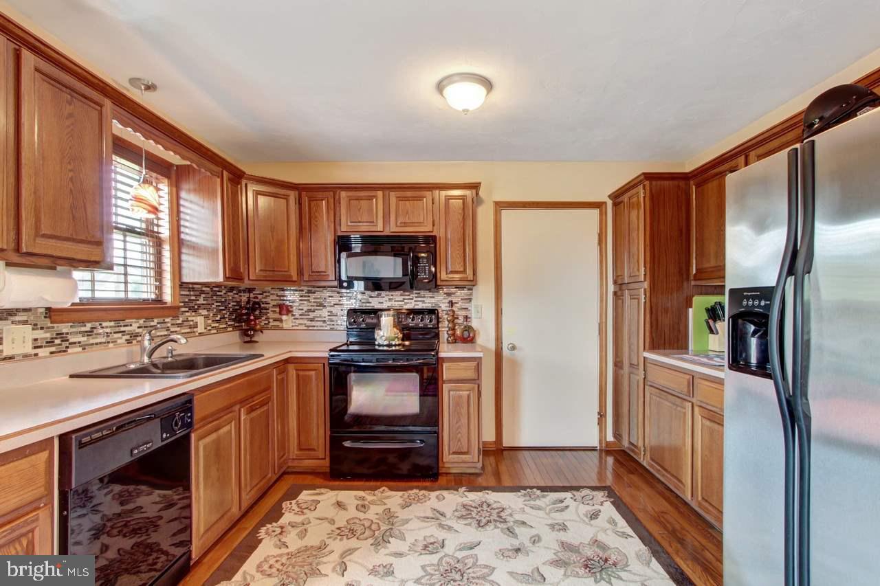1430 Grandview Road Hanover, PA 17331 - Photo 6 of 25
