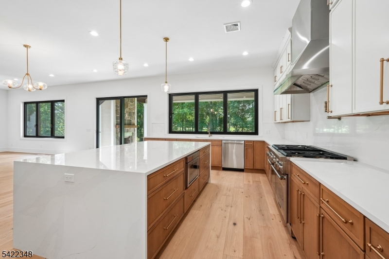 51 Herfort Road Wayne, NJ 07470 - Photo 16 of 48 Gallery Image 16