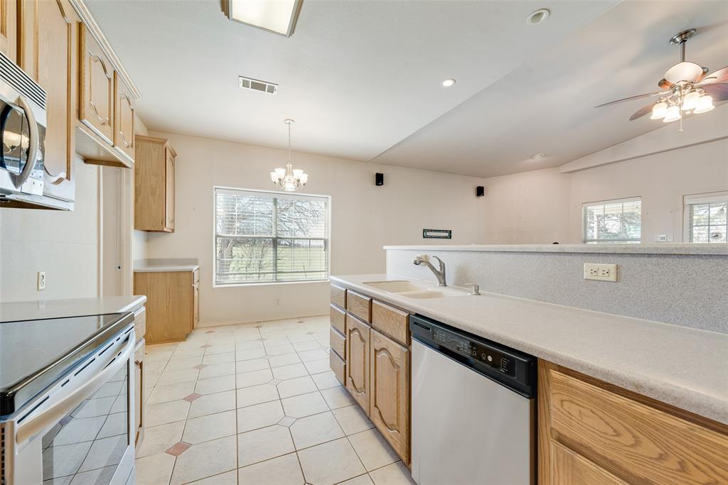 9913 Fm 740 Forney, TX 75126 - Photo 17 of 32