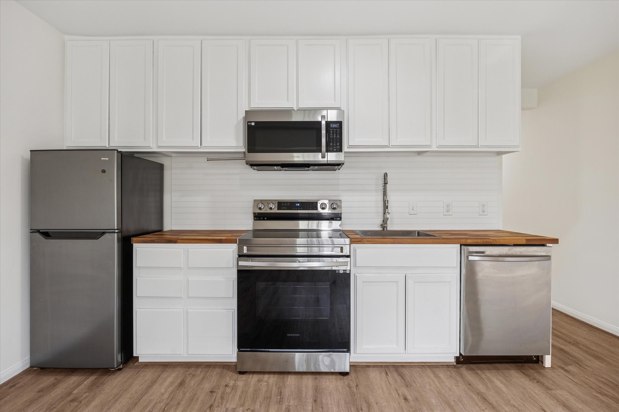 1011 West 10th Street, Unit 3 Houston, TX 77008 - Photo 5 of 11