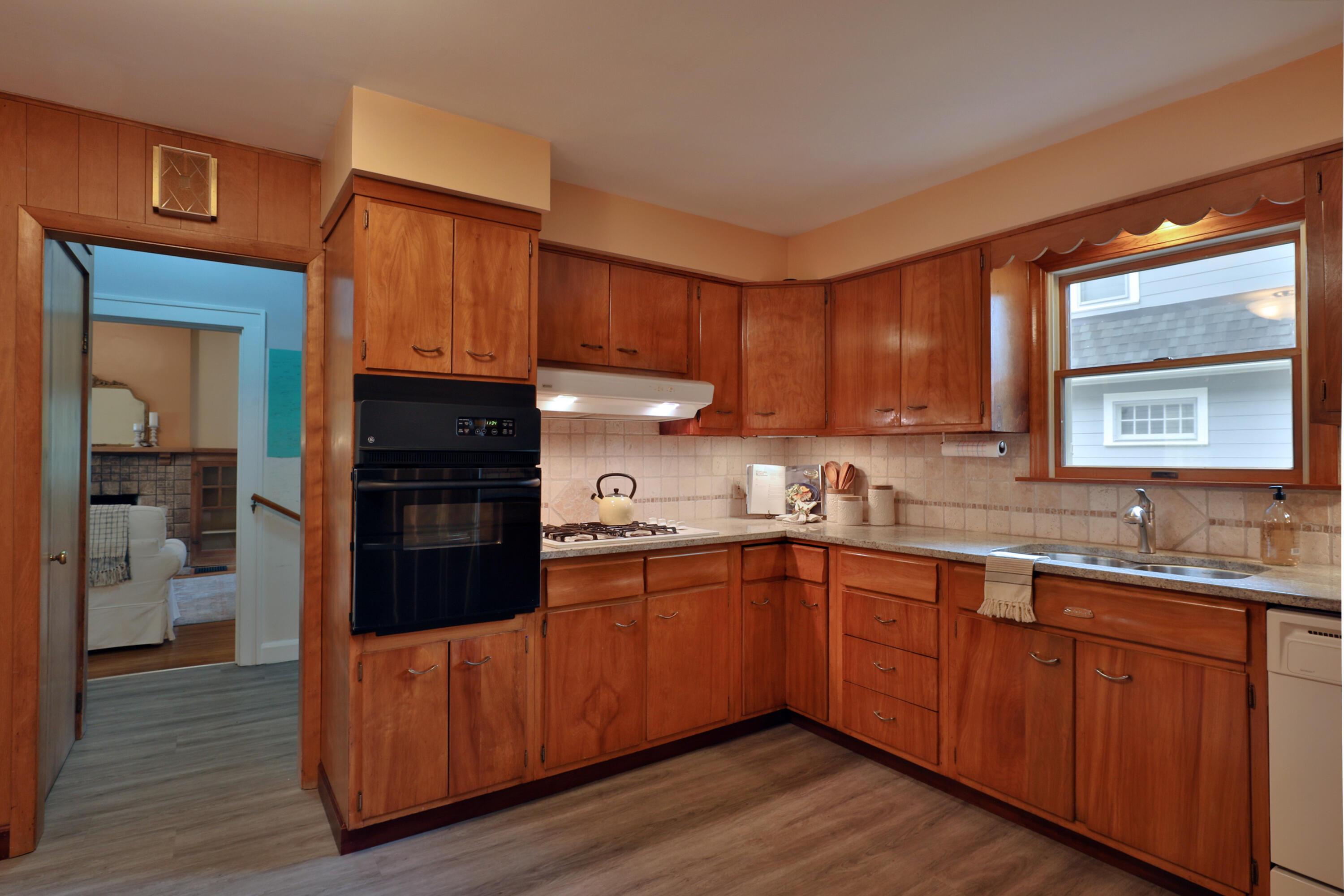 457 Midgard Road Columbus, OH 43202 - Photo 17 of 50 457-Midgard-Staged-14