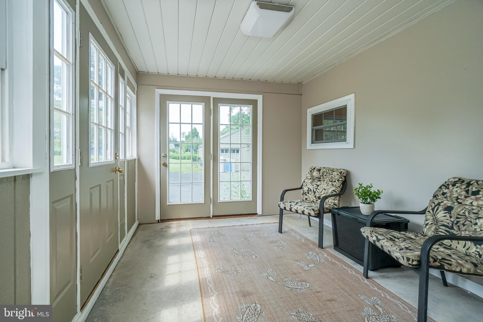2604 Duncan Road Wilmington, DE 19808 - Photo 19 of 34 Enclosed Porch