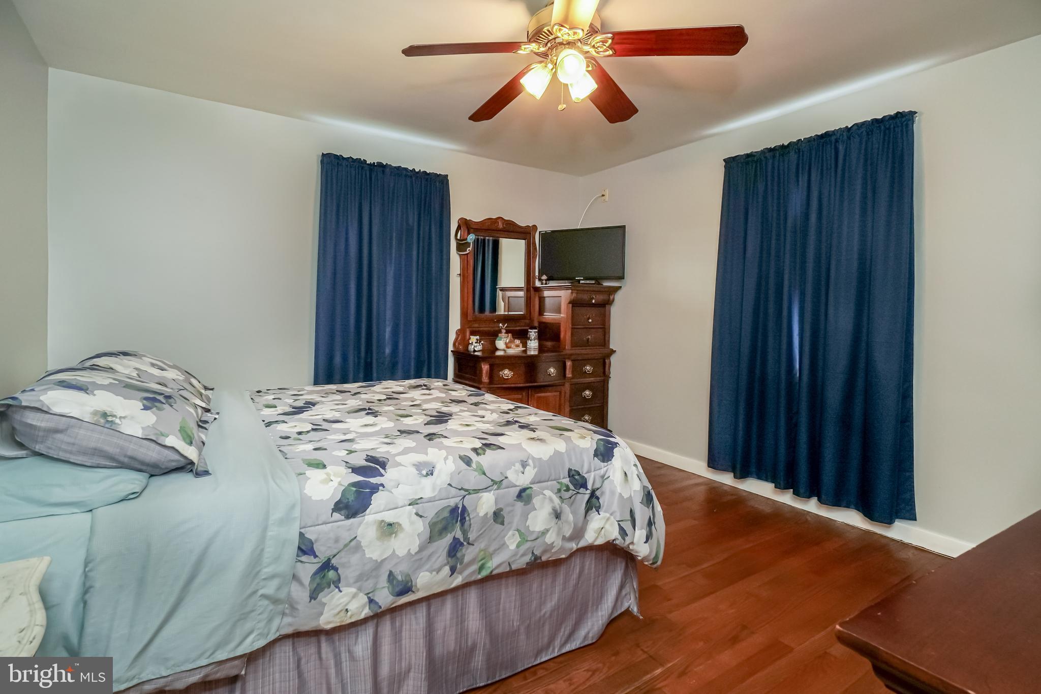 2604 Duncan Road Wilmington, DE 19808 - Photo 22 of 34 Bedroom 1 with Ceiling Fan