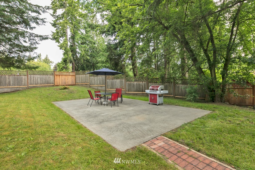 18800 Southeast 134th Street Renton, WA 98059 - Photo 16 of 18 Gallery Image 16