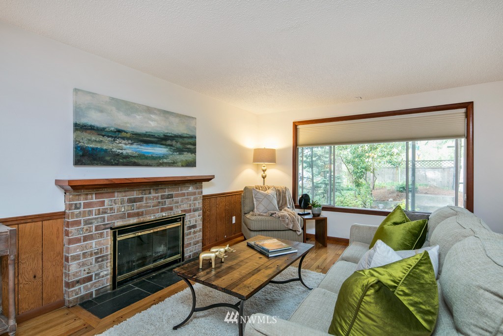 18800 Southeast 134th Street Renton, WA 98059 - Photo 3 of 18 Gallery Image 3