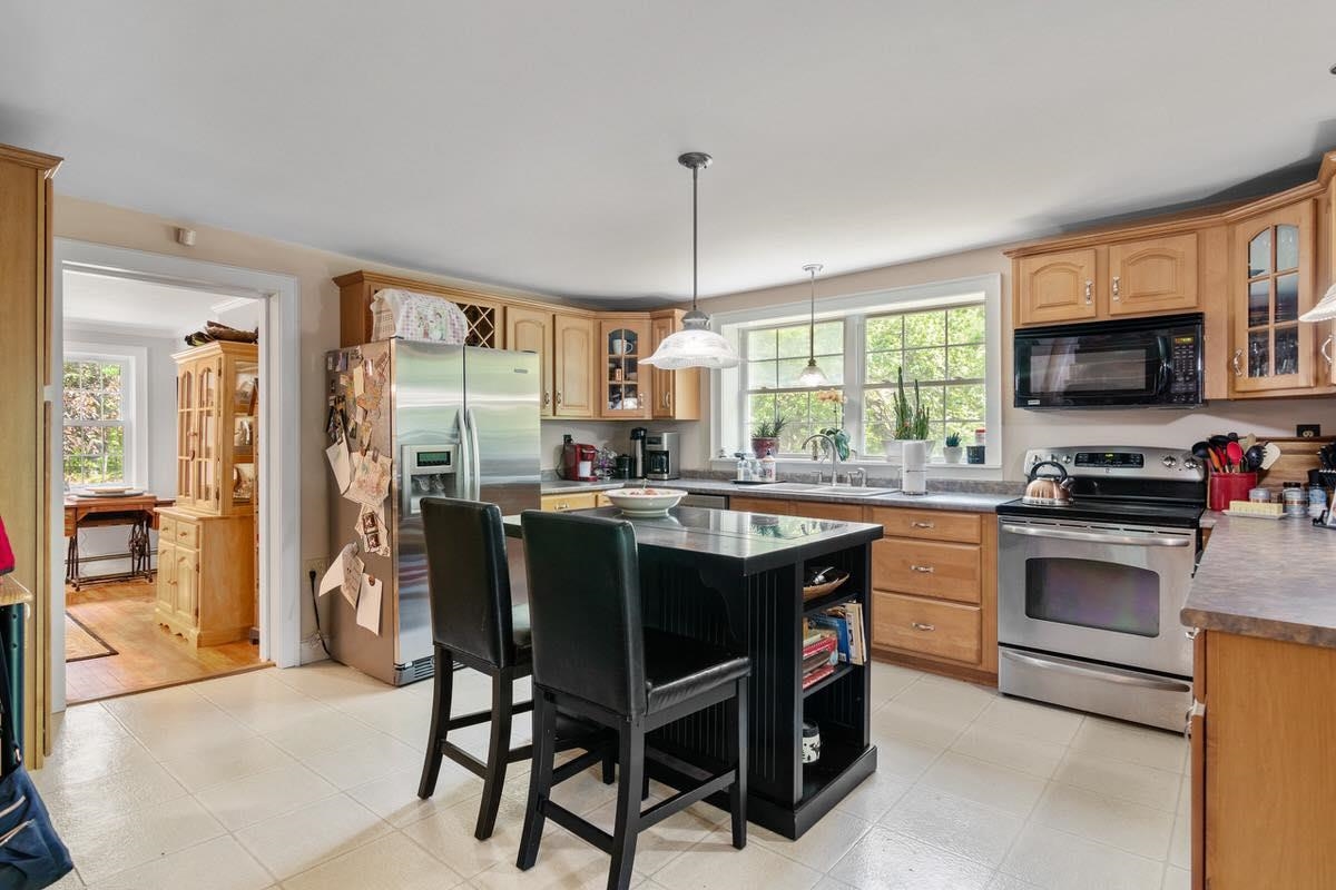 105 Wiley Hill Road Londonderry, NH 03053 - Photo 14 of 38 Gallery Image 14