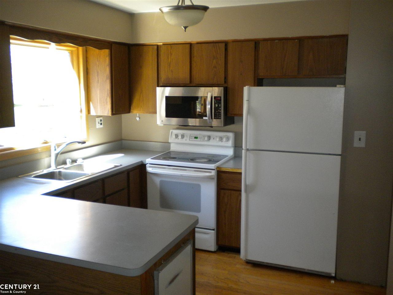 1510 Parke Street Rochester Hills, MI 48307 - Photo 9 of 35