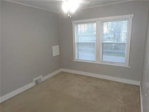 $110,000 | 2024 South Broadway Street, Pittsburg, KS 66762