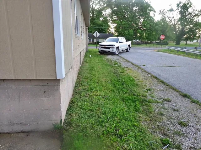 $110,000 | 2024 South Broadway Street, Pittsburg, KS 66762