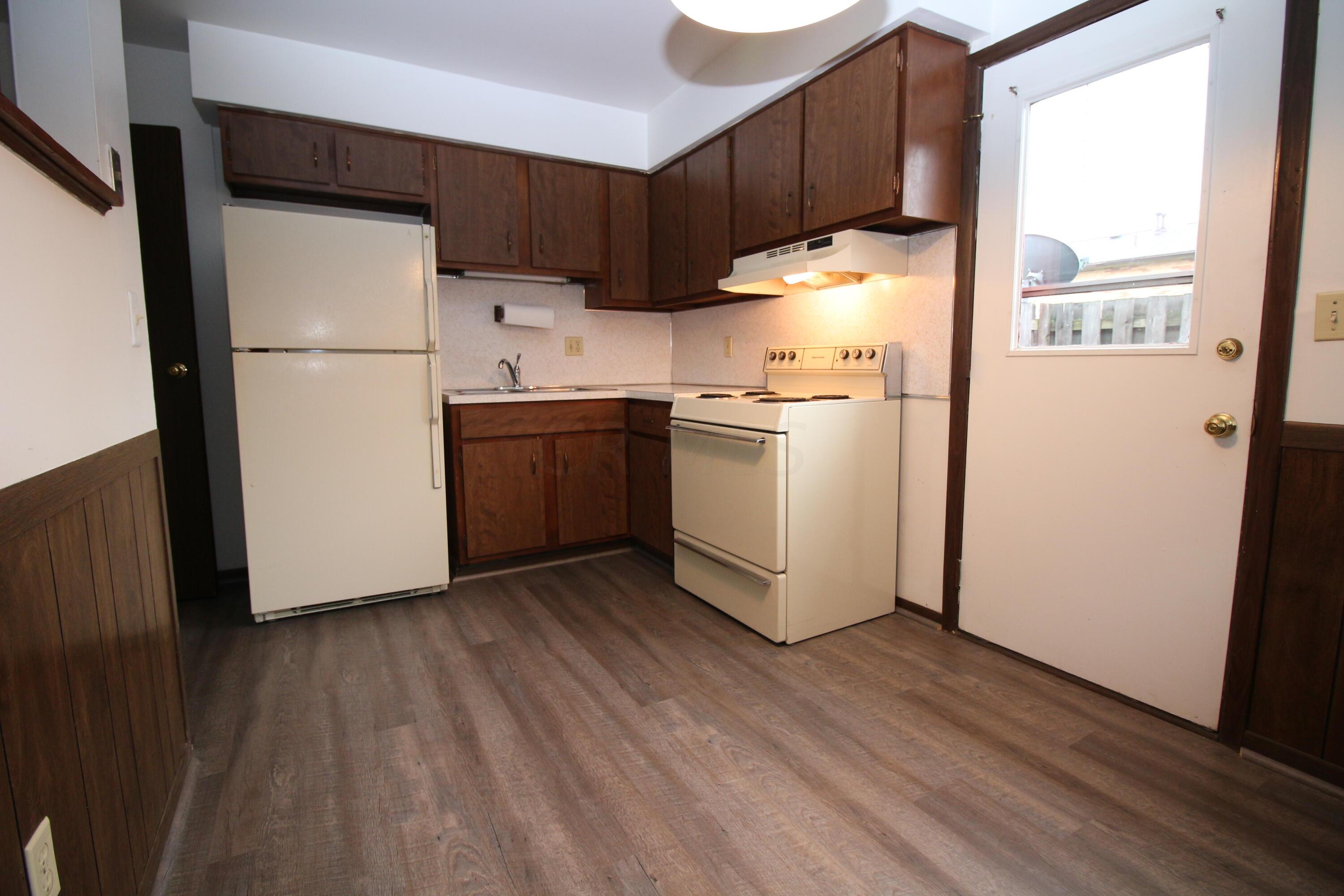 5738 Beechcroft Road, Unit G Columbus, OH 43229 - Photo 5 of 16 Kit1