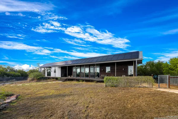$2,497,000 | 514 County Road 669, Devine, TX 78016