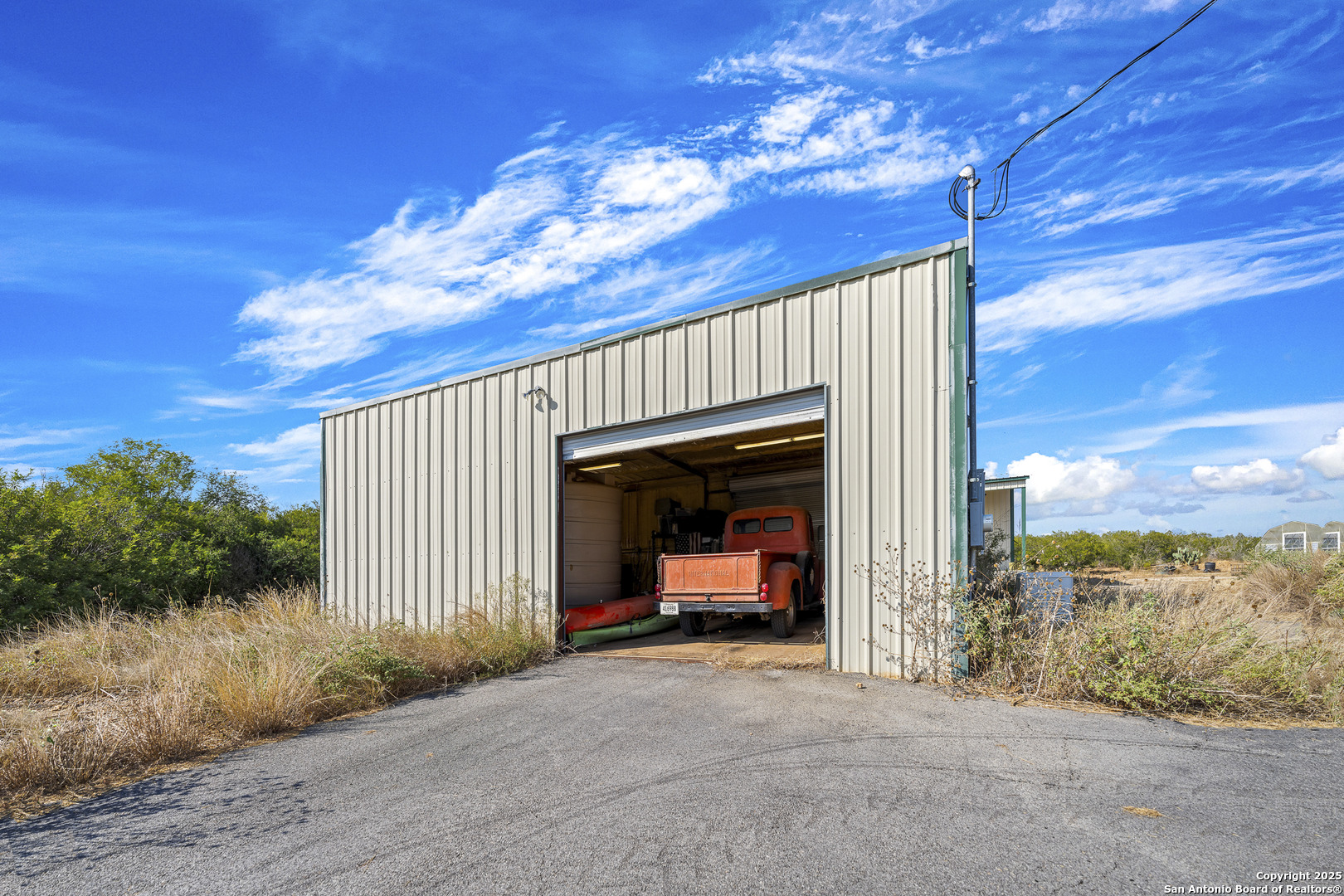 514 County Road 669 Devine, TX 78016 - Photo 45 of 45 a view of a room with a patio