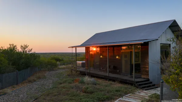$2,497,000 | 514 County Road 669, Devine, TX 78016