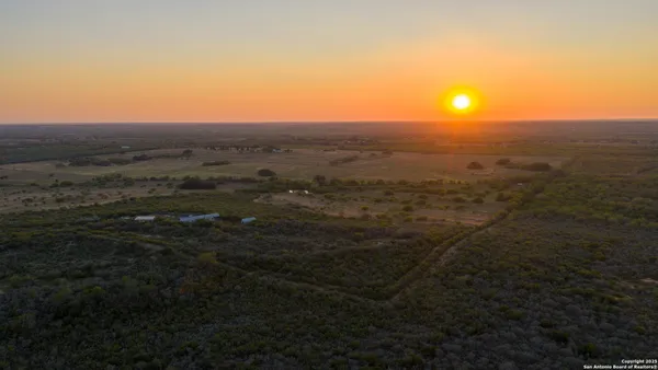$2,497,000 | 514 County Road 669, Devine, TX 78016
