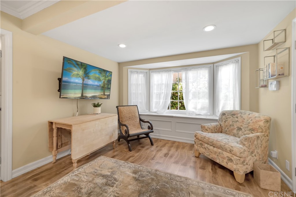 4716 Park Jacaranda Calabasas, CA 91302 - Photo 17 of 46