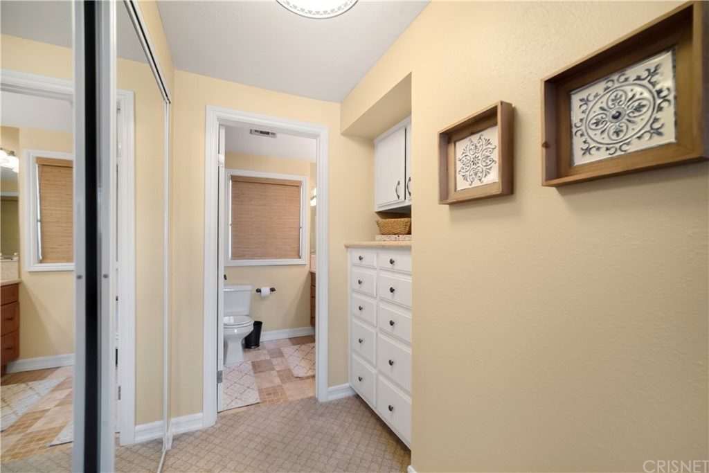 4716 Park Jacaranda Calabasas, CA 91302 - Photo 31 of 46