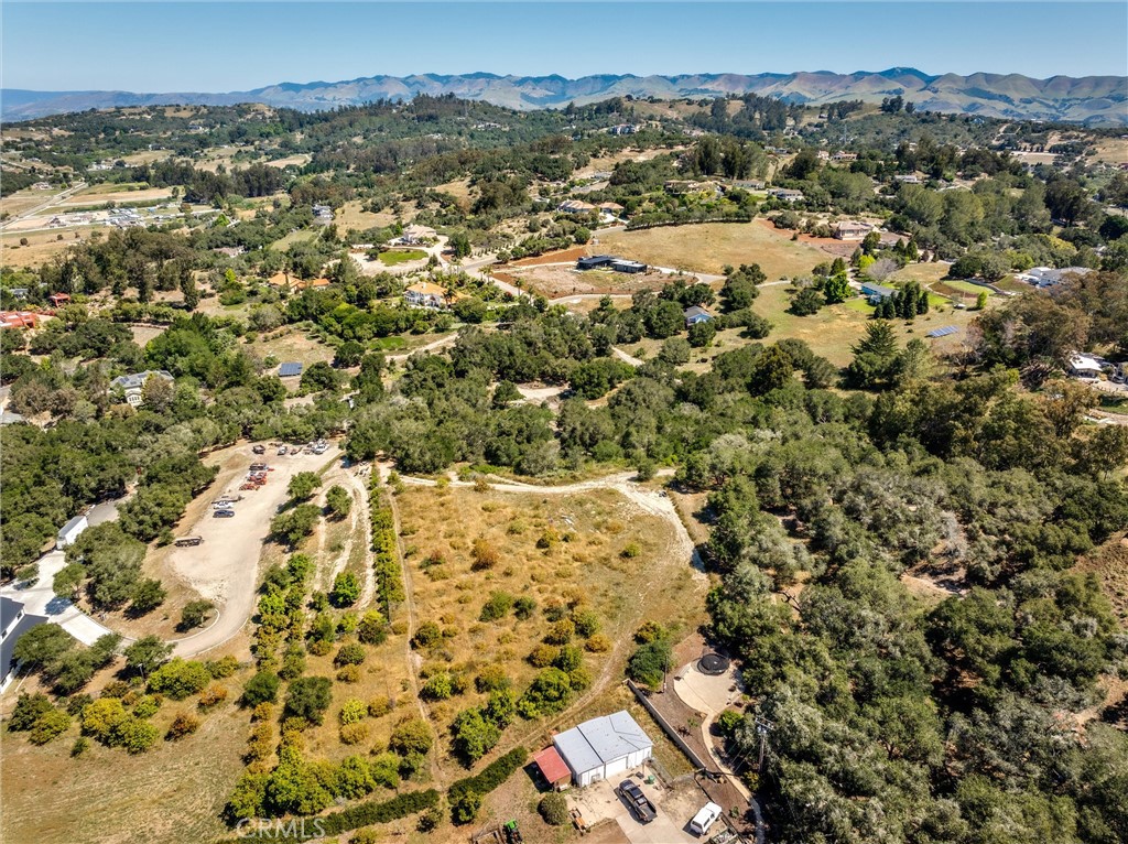 914 Red Rock Road Arroyo Grande, CA 93420 - Photo 9 of 10