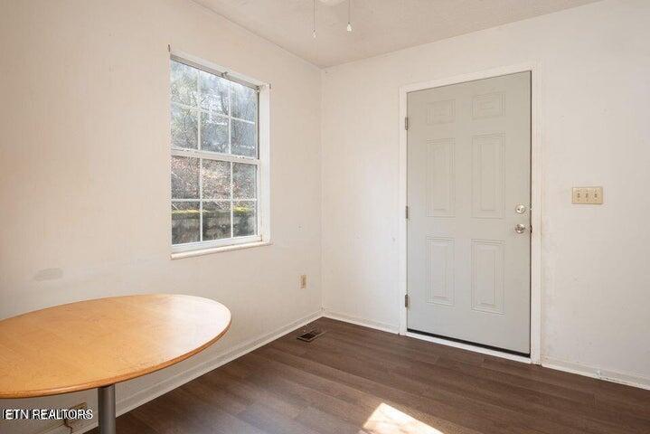 517 Bowman Bend Road Harriman, TN 37748 - Photo 7 of 11 20250617224946330286000000-o