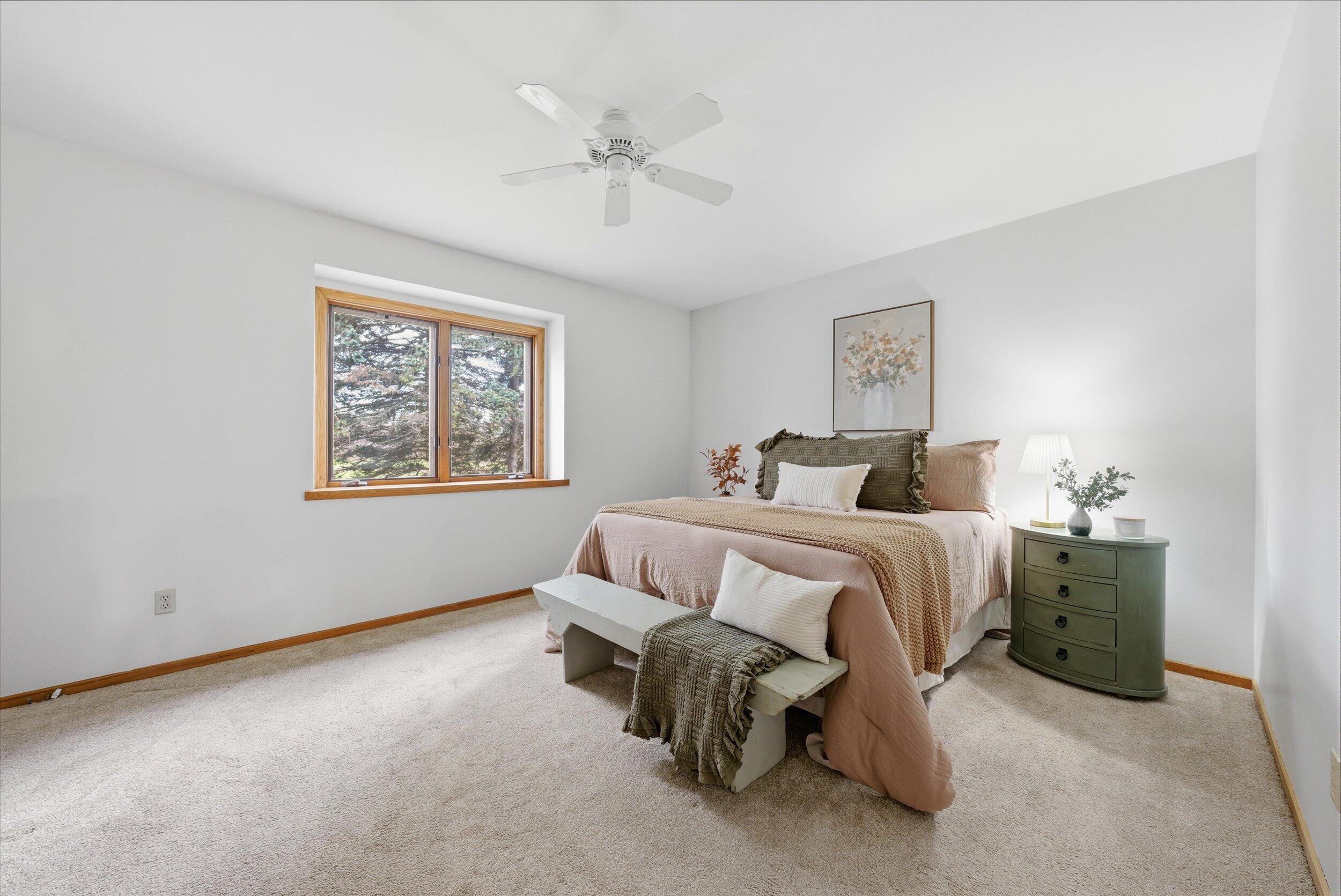 W178N9743 Riversbend Circle West Germantown, WI 53022 - Photo 11 of 40 Primary Bedroom