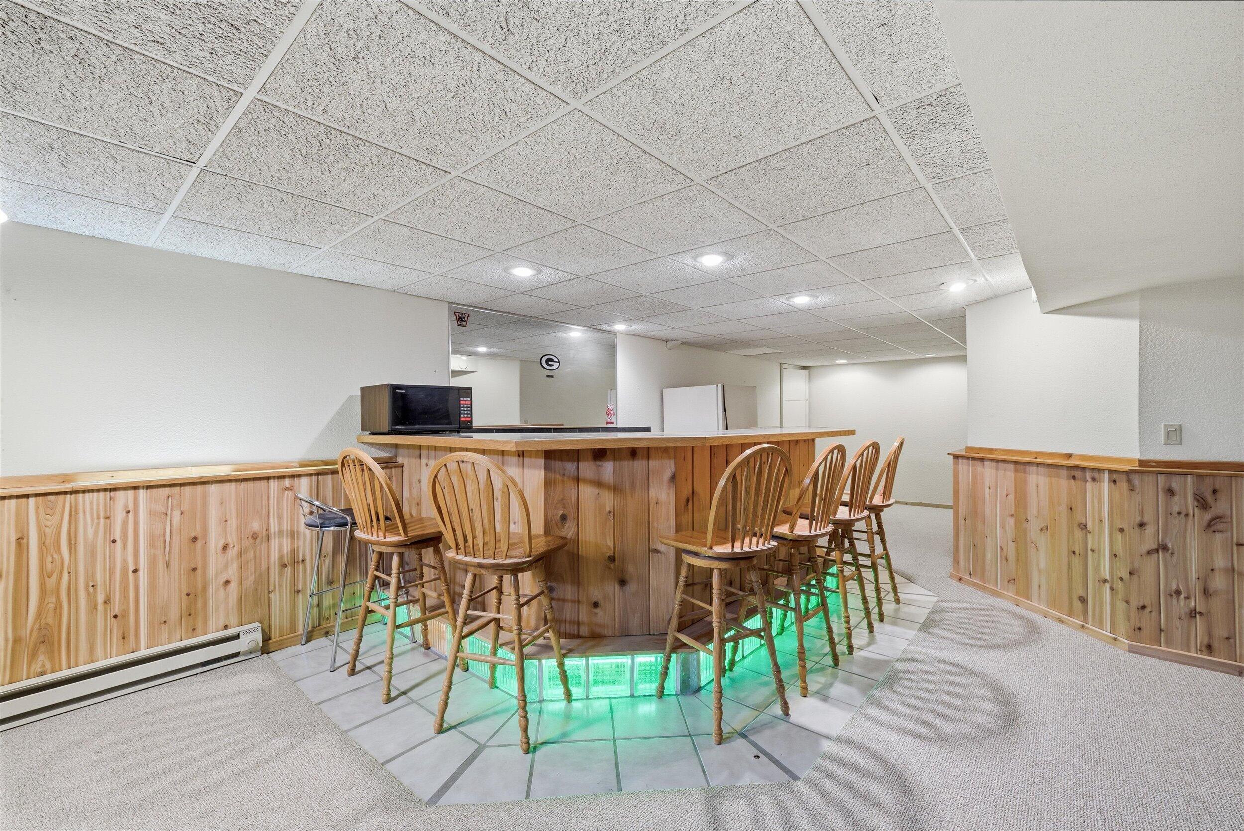 W178N9743 Riversbend Circle West Germantown, WI 53022 - Photo 24 of 42 Lower Level Wet Bar
