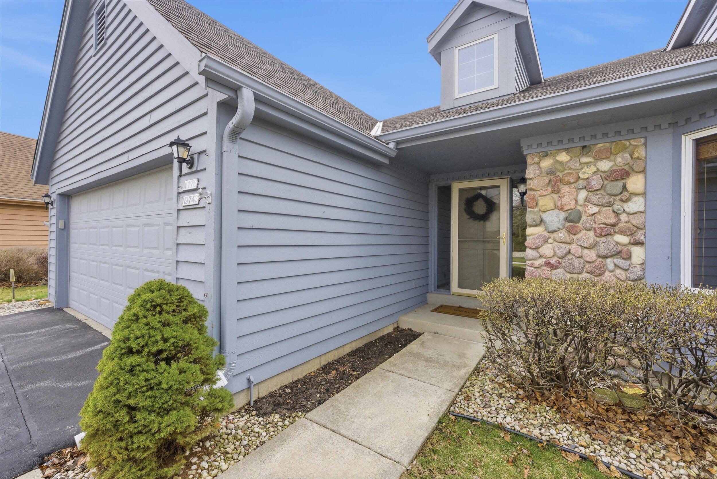 W178N9743 Riversbend Circle West Germantown, WI 53022 - Photo 2 of 42 Private Entrance