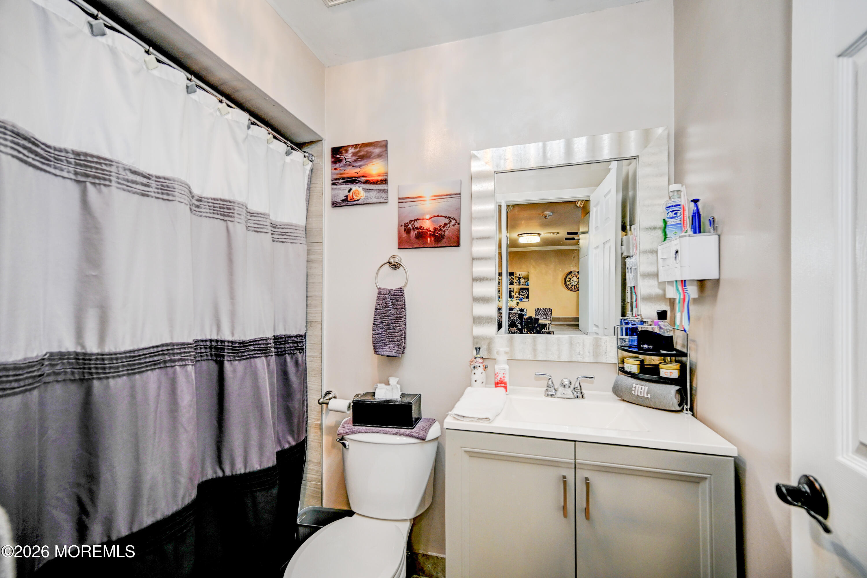 88 Arrowood Road, Unit B Manalapan, NJ 07726 - Photo 25 of 29 26-Bathroom